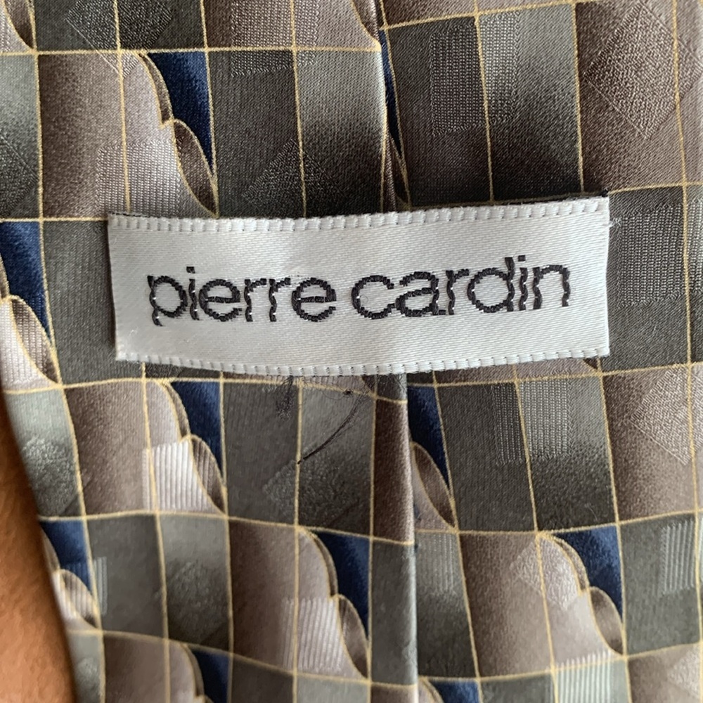 Pierre Cardin 100% Silk Tie 59" EUC Geometric Abstract Wave design 59" - Picture 3 of 9